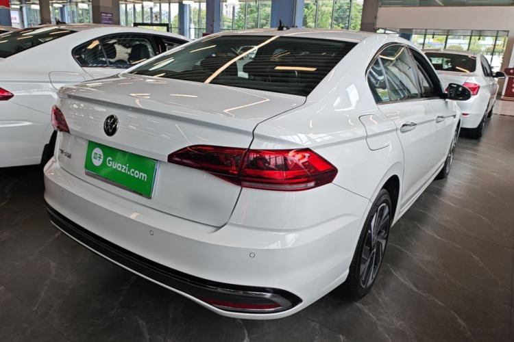 Used Volkswagen Bora 2023 300TSI DSG Prestige Edition Rear Right 45 Deg