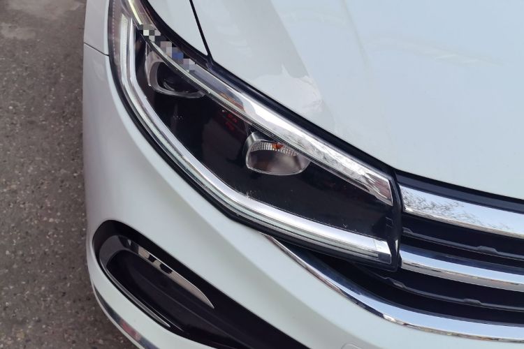Used Volkswagen Bora 2023 200TSI DSG Enjoyment Edition Right Front Headlight