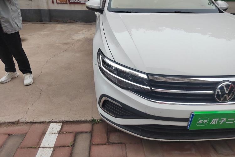 Used Volkswagen Bora 2023 200TSI DSG Comfort Edition Right Front Headlight