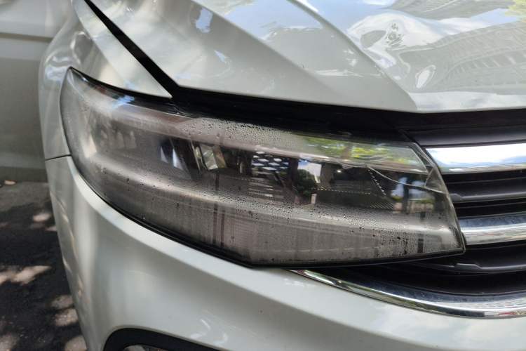 Used Volkswagen Bora 2023 1.5L Automatic Changer Limited Edition Right Front Headlight