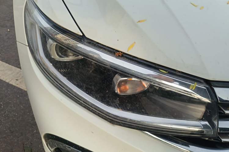 Used Volkswagen Bora 2023 200TSI DSG YueXing PRO Edition Right Front Headlight