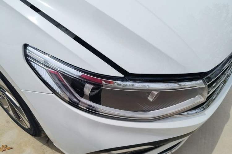 Used Volkswagen Bora 2023 200TSI DSG YueXing PRO Edition Right Front Headlight