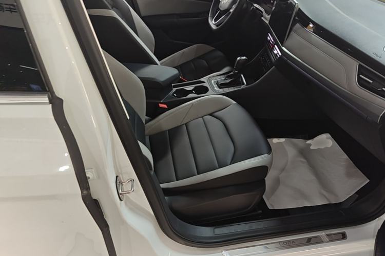 Used Volkswagen Bora 2023 300TSI DSG Prestige Edition Right Front Seat