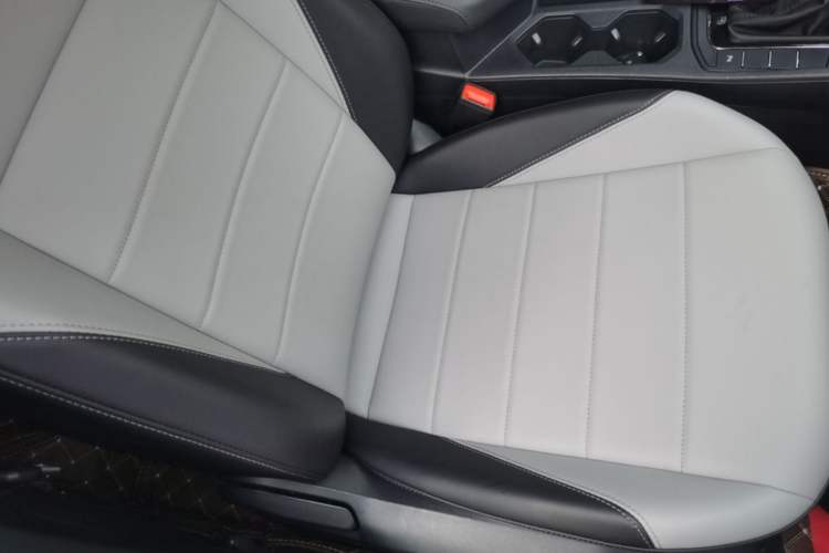 Used Volkswagen Bora 2023 200TSI DSG Enjoyment Edition Right Front Seat