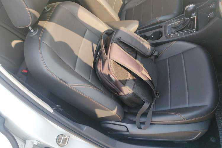 Used Volkswagen Bora 2023 200TSI DSG YueXing PRO Edition Right Front Seat