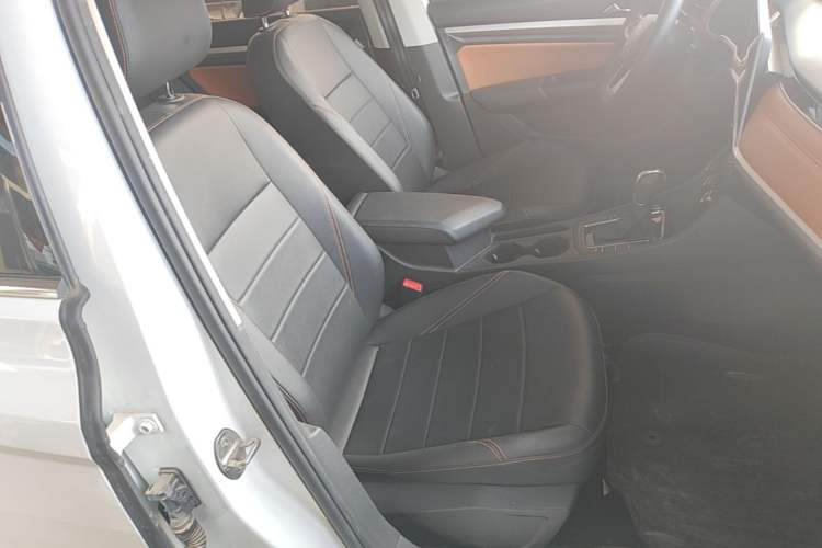 Used Volkswagen Bora 2023 200TSI DSG Enjoyment Edition Right Front Seat