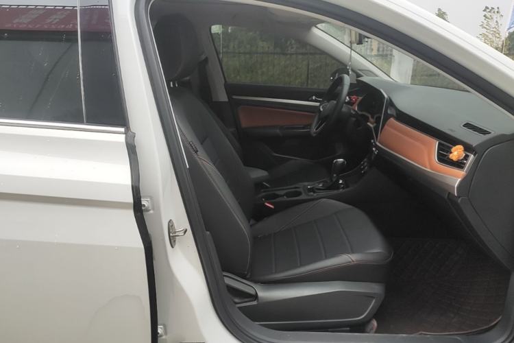 Used Volkswagen Bora 2023 200TSI DSG Smart Drive Version Right Front Seat