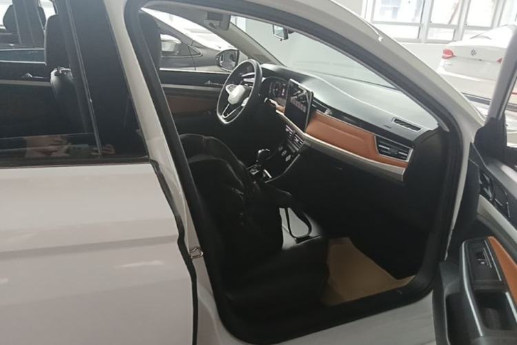 Used Volkswagen Bora 2023 200TSI DSG YueXing PRO Edition Right Front Seat