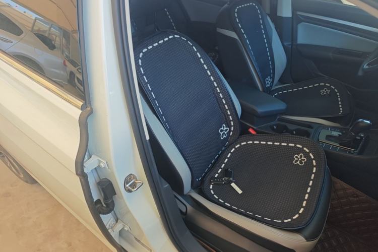 Used Volkswagen Bora 2023 300TSI DSG Prestige Edition Right Front Seat