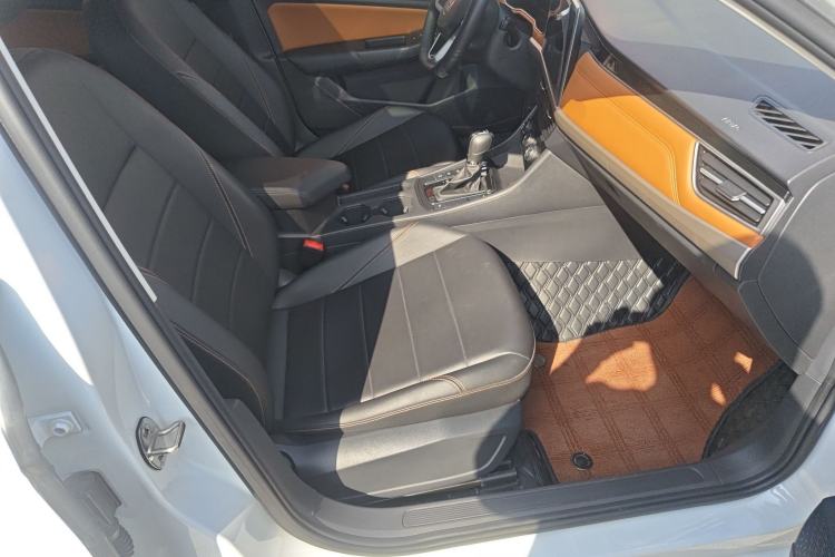Used Volkswagen Bora 2023 200TSI DSG YueXing PRO Edition Right Front Seat