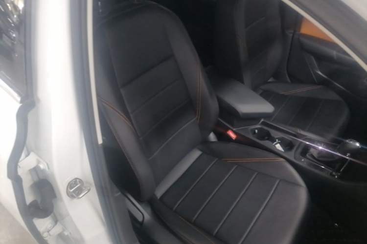 Used Volkswagen Bora 2023 200TSI DSG YueXing PRO Edition Right Front Seat