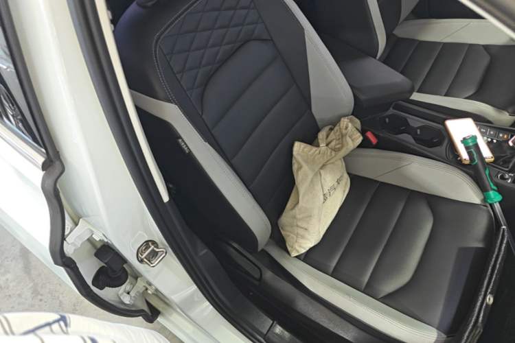 Used Volkswagen Bora 2023 280TSI DSG Prestige Edition Right Front Seat