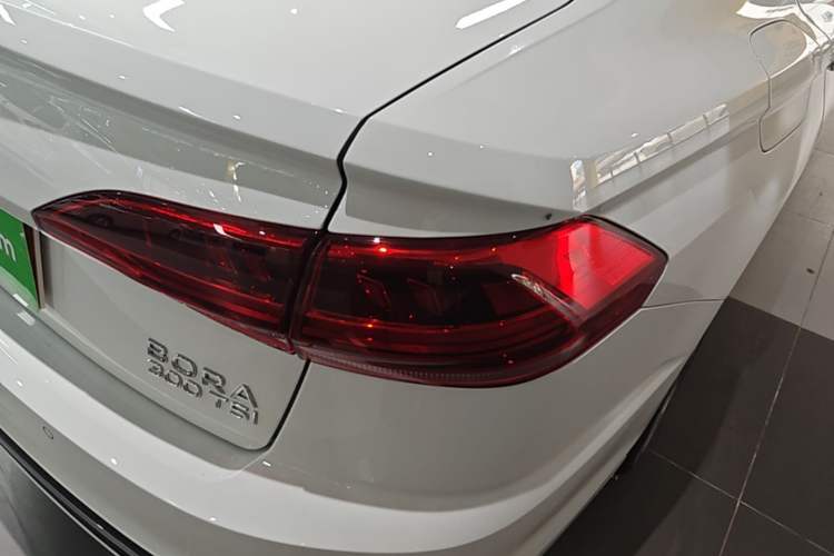Used Volkswagen Bora 2023 300TSI DSG Prestige Edition Right Rear Taillight