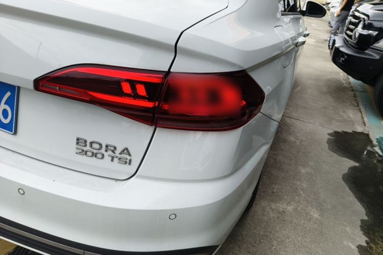 Used Volkswagen Bora 2023 200TSI DSG Comfort Edition Right Rear Taillight