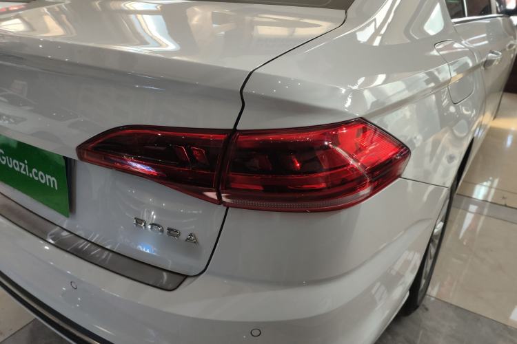 Used Volkswagen Bora 2023 200TSI Manual Comfort Edition Right Rear Taillight