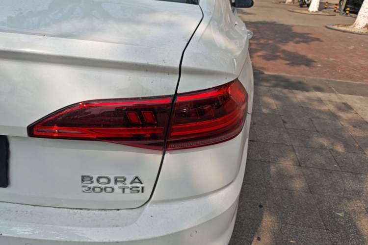Used Volkswagen Bora 2023 200TSI DSG Enjoyment Edition Right Rear Taillight
