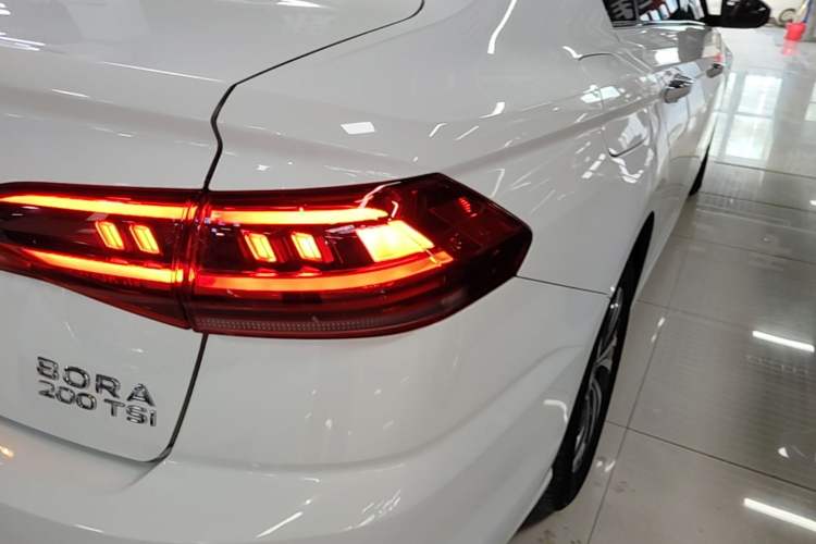 Used Volkswagen Bora 2023 200TSI DSG Enjoyment Edition Right Rear Taillight