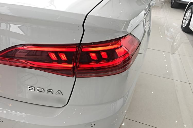 Used Volkswagen Bora 2023 1.5L Automatic Changer Limited Edition Right Rear Taillight