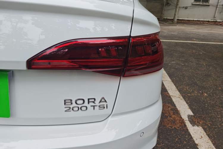 Used Volkswagen Bora 2023 200TSI DSG Enjoyment Edition Right Rear Taillight