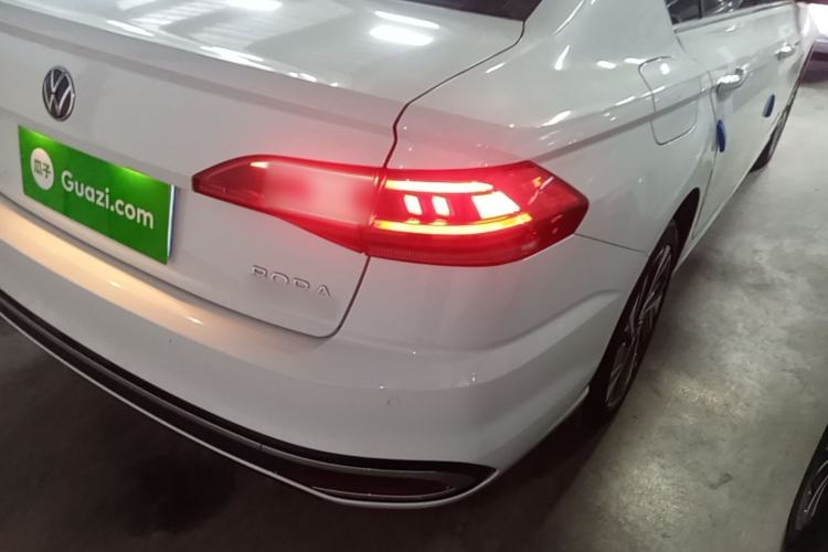 Used Volkswagen Bora 2023 200TSI DSG YueXing PRO Edition Right Rear Taillight
