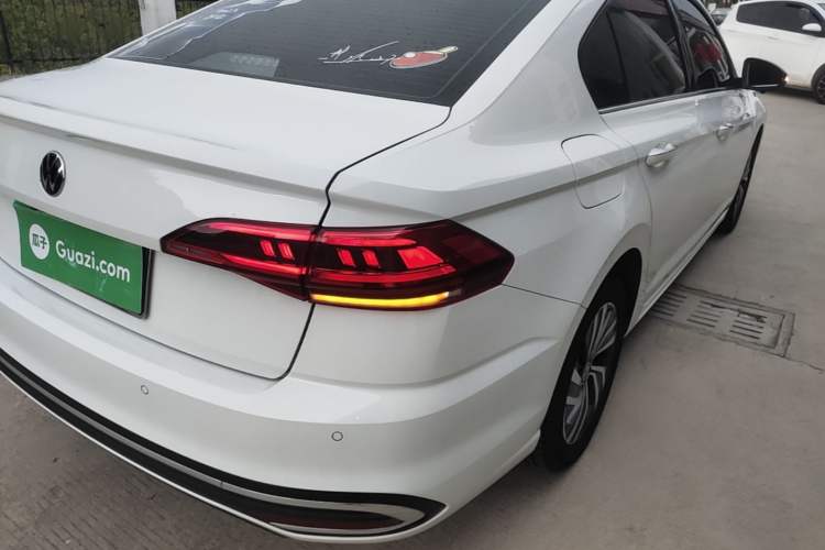 Used Volkswagen Bora 2023 200TSI DSG Smart Drive Version Right Rear Taillight