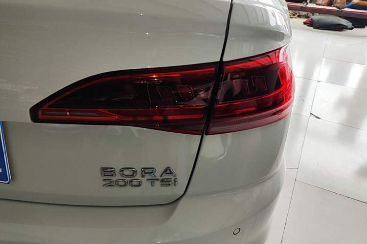 Used Volkswagen Bora 2023 200TSI DSG Enjoyment Edition Right Rear Taillight