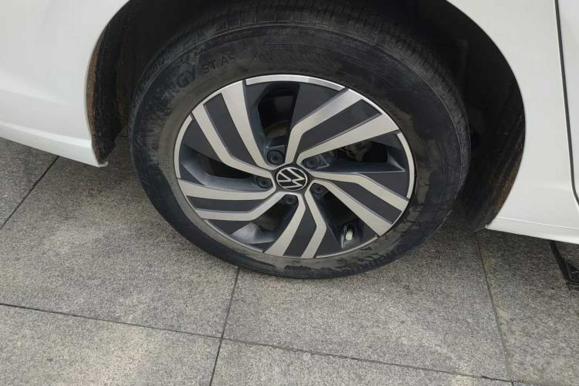 Used Volkswagen Bora 2023 200TSI DSG Enjoyment Edition Right Rear Wheel Hub