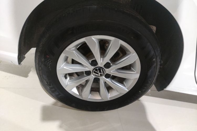 Used Volkswagen Bora 2023 200TSI DSG Comfort Edition Right Rear Wheel Hub
