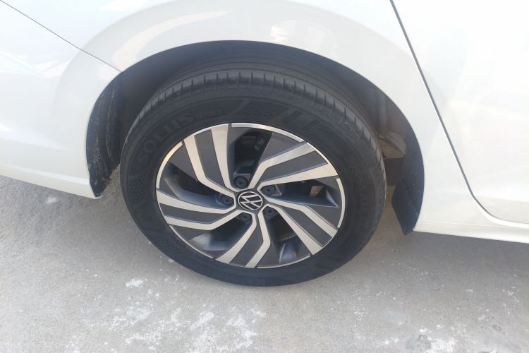 Used Volkswagen Bora 2023 200TSI DSG Enjoyment Edition Right Rear Wheel Hub
