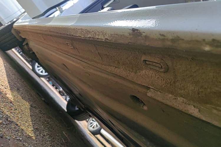 Used Volkswagen Bora 2023 200TSI DSG YueXing PRO Edition Right Side Sill