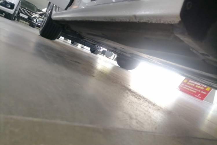 Used Volkswagen Bora 2023 200TSI DSG YueXing PRO Edition Right Side Sill