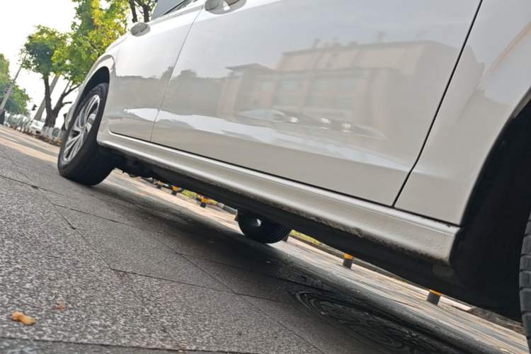 Used Volkswagen Bora 2023 200TSI DSG Enjoyment Edition Right Side Sill