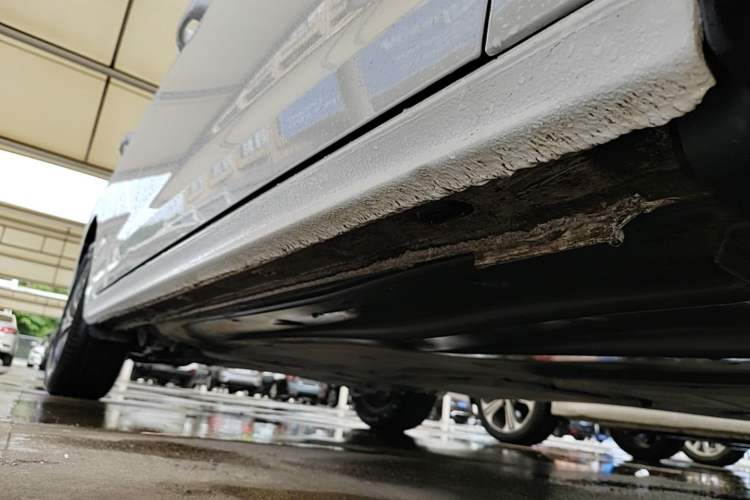 Used Volkswagen Bora 2023 200TSI DSG Enjoyment Edition Right Side Sill
