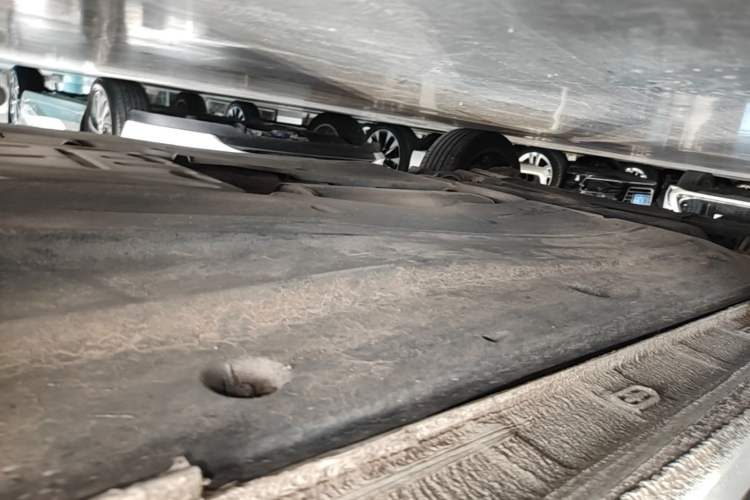 Used Volkswagen Bora 2023 280TSI DSG Prestige Edition Right Side Sill