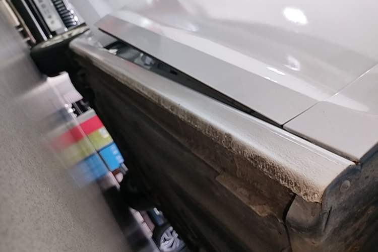 Used Volkswagen Bora 2023 200TSI DSG Comfort Edition Right Side Sill