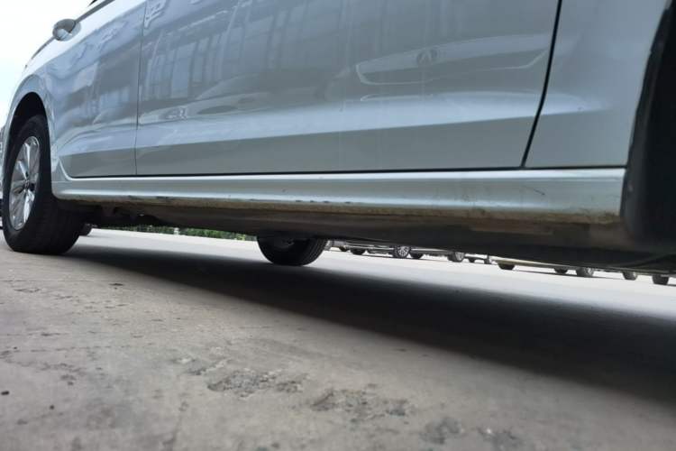 Used Volkswagen Bora 2023 200TSI DSG Comfort Edition Right Side Sill