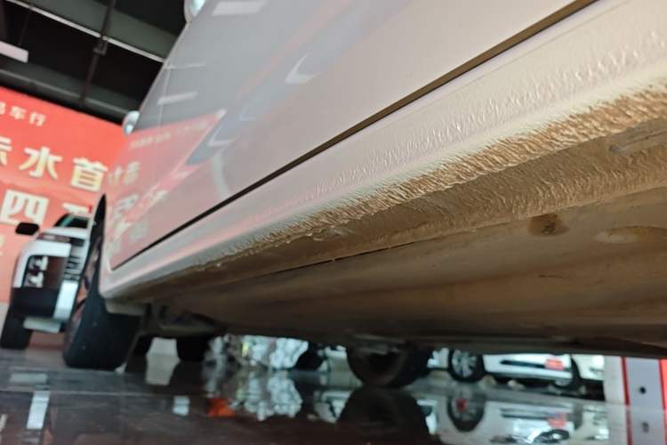 Used Volkswagen Bora 2023 280TSI DSG Comfort Edition Right Side Sill