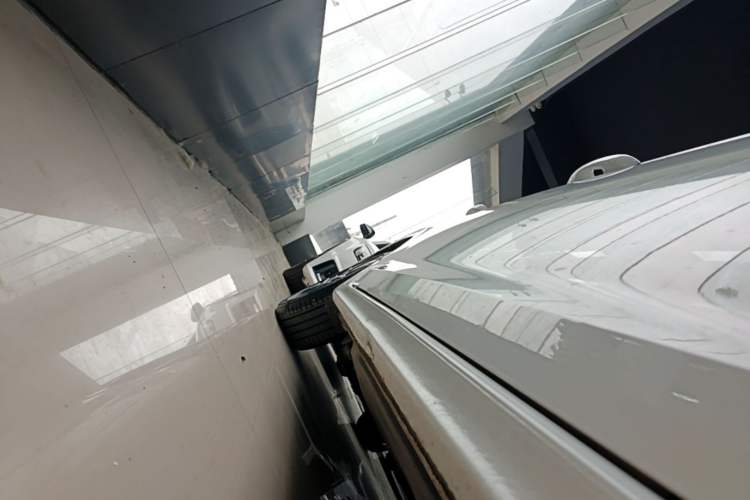Used Volkswagen Bora 2023 300TSI DSG Prestige Edition Right Side Sill