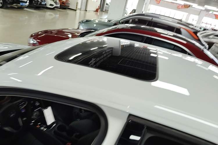 Used Volkswagen Bora 2023 200TSI DSG Enjoyment Edition Roof