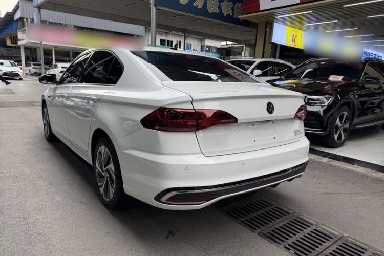 Used Volkswagen Bora 2023 300TSI DSG Prestige Edition Roof