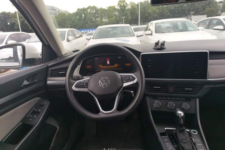 Used Volkswagen Bora 2023 200TSI DSG Comfort Edition Steering Wheel