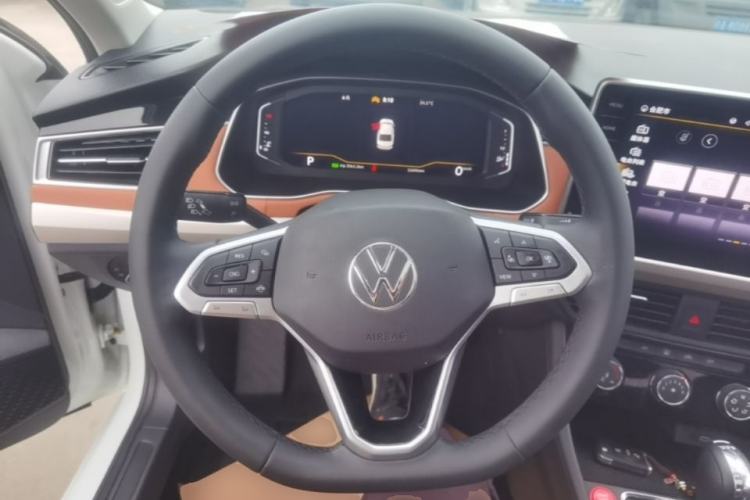 Used Volkswagen Bora 2023 200TSI DSG YueXing PRO Edition Steering Wheel