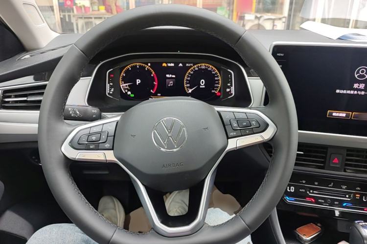 Used Volkswagen Bora 2023 300TSI DSG Prestige Edition Steering Wheel