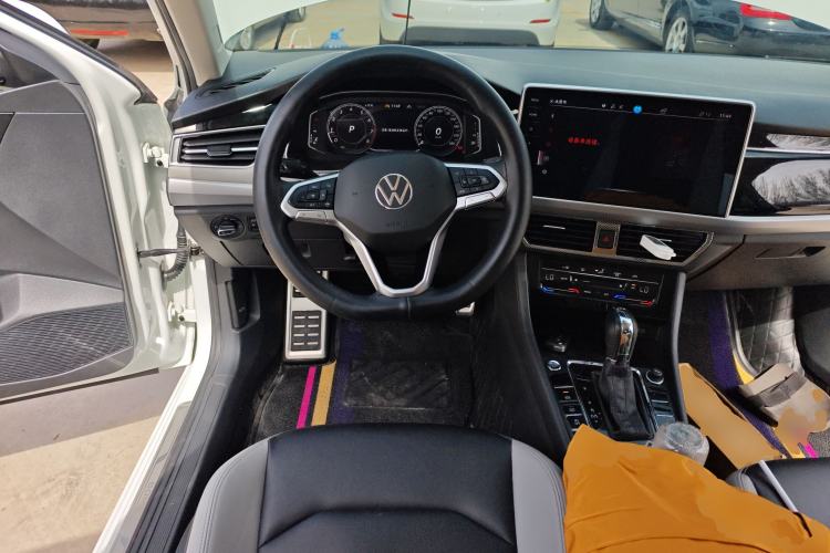 Used Volkswagen Bora 2023 300TSI DSG Prestige Edition Steering Wheel