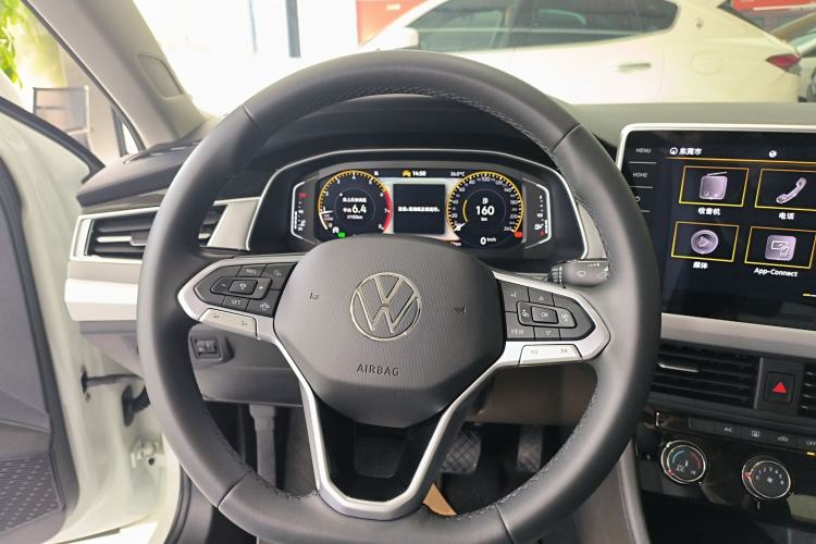 Used Volkswagen Bora 2023 200TSI DSG SmartDrive PRO Edition Steering Wheel