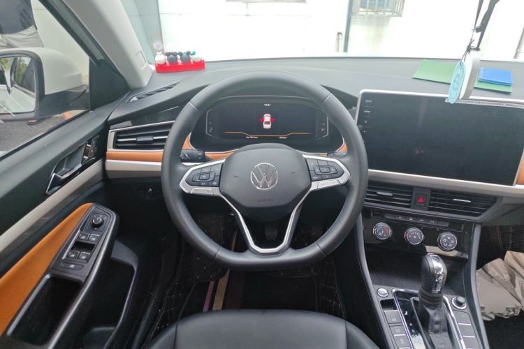 Used Volkswagen Bora 2023 200TSI DSG SmartDrive PRO Edition Steering Wheel
