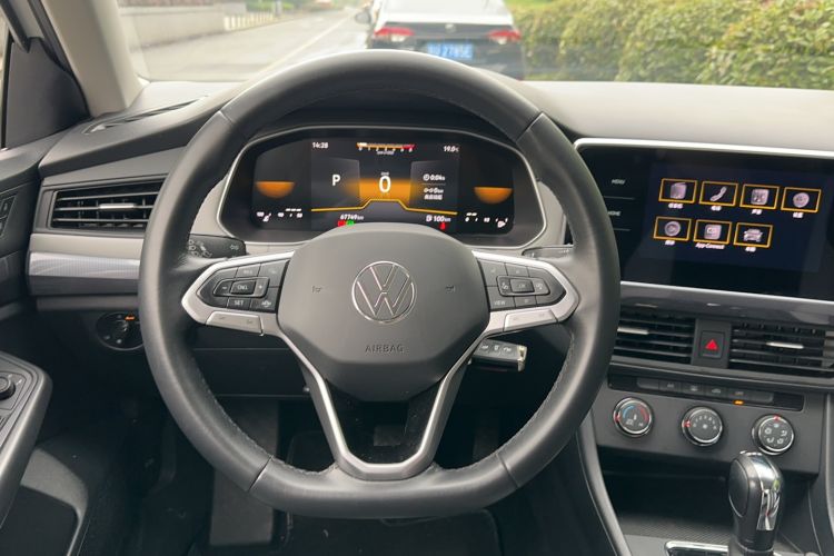 Used Volkswagen Bora 2023 200TSI DSG Comfort Edition Steering Wheel