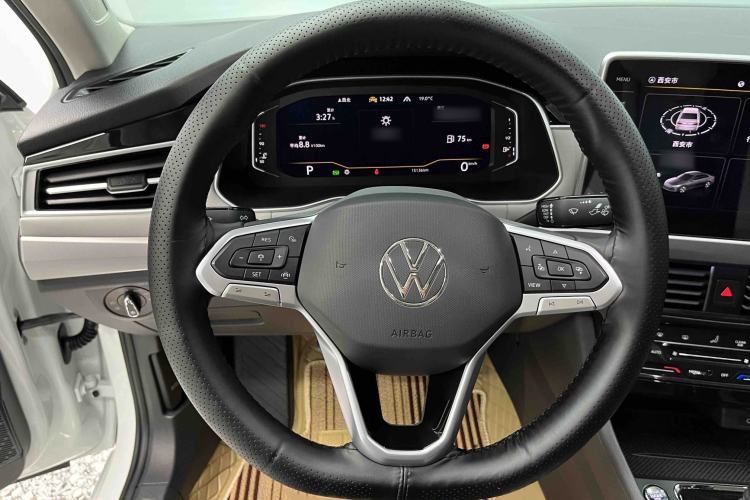 Used Volkswagen Bora 2023 300TSI DSG Prestige Edition Steering Wheel