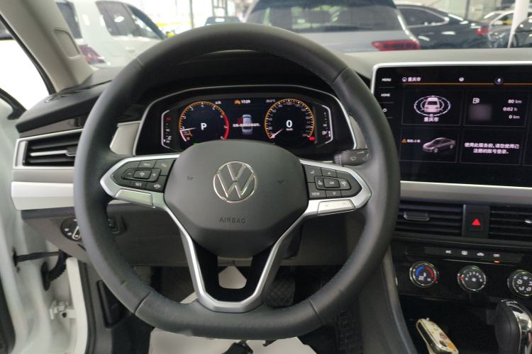 Used Volkswagen Bora 2023 200TSI DSG SmartDrive PRO Edition Steering Wheel