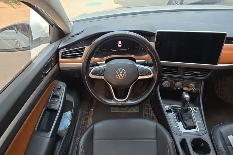 Used Volkswagen Bora 2023 Revised Version 200TSI DSG YueXing PRO Edition Steering Wheel